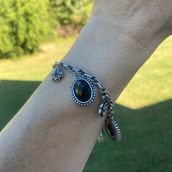 Floral Black Stone charm bracelet Apostrophe New in box - Picture 4 of 11